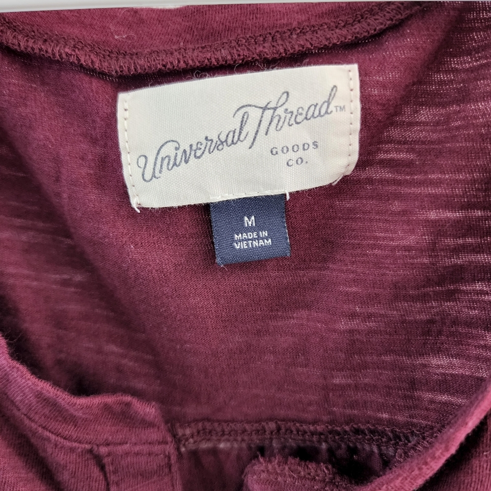 Cute Maroon Sleeveless Top - Picture 3 of 4